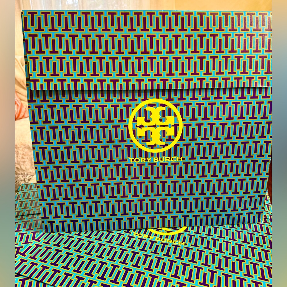 Tory Burch XL gift bag. 20 x 18 in. Iconic TB logo +  tissue paper